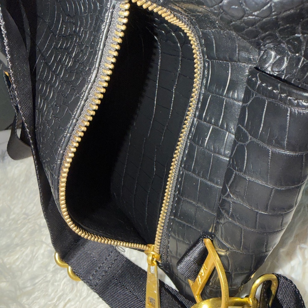 FAWN Black Croc-Embossed Backpack / Crossbody Bag with Gold Accents BNWT - Picture 5 of 11